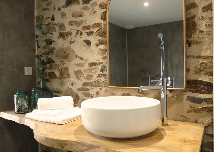 Сasa de vacaciones Idéal Groupe - Atelier Ludique - Espace Réceptiion - 30 Mn Puydufou Nueil-sous-les-Aubiers