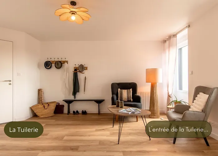 Сasa de vacaciones Idéal Groupe - Atelier Ludique - Espace Réceptiion - 30 Mn Puydufou Nueil-sous-les-Aubiers